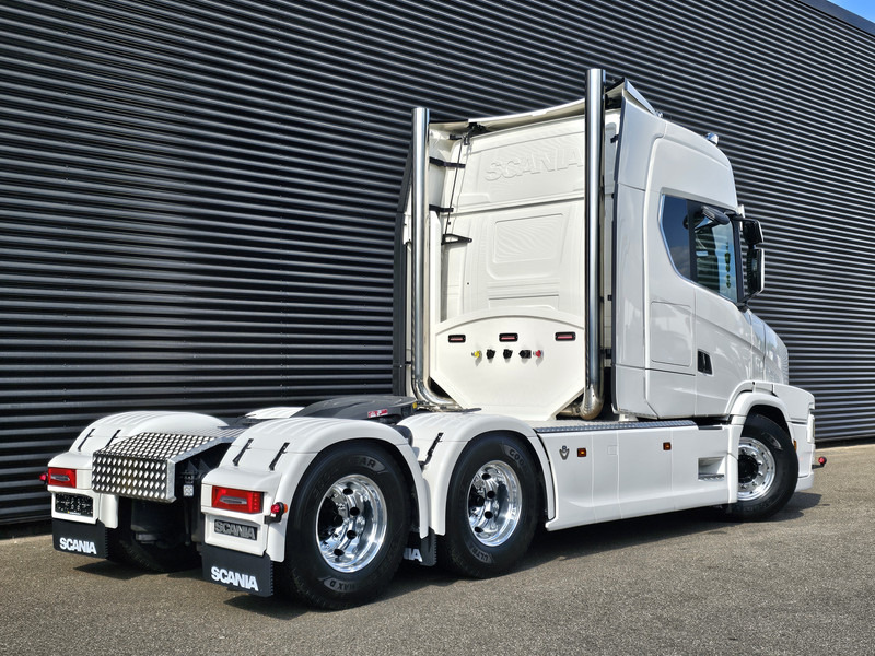 Scania T660 V8 6x4 TORPEDO / HAUBER / SHOW TRUCK - Tracteur routier: photos 5 Scania T660 V8 6x4 TORPEDO / HAUBER / SHOW TRUCK - Tracteur routier: photos 5