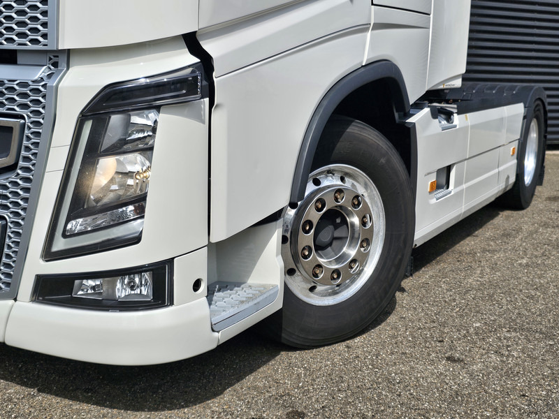 Volvo FH 16.750 / 4X2 / XL / I-PARK-COOL - Tracteur routier: photos 2 Volvo FH 16.750 / 4X2 / XL / I-PARK-COOL - Tracteur routier: photos 2