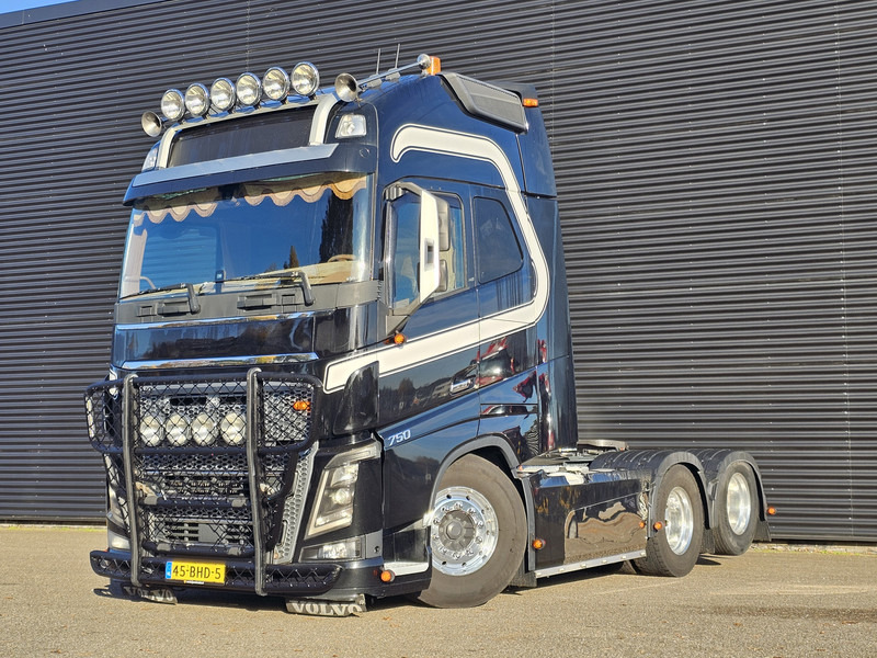 Volvo FH 16 750 6x2 BOOGIE / RETARDER / I PARK COOL - Tracteur routier: photos 1 Volvo FH 16 750 6x2 BOOGIE / RETARDER / I PARK COOL - Tracteur routier: photos 1