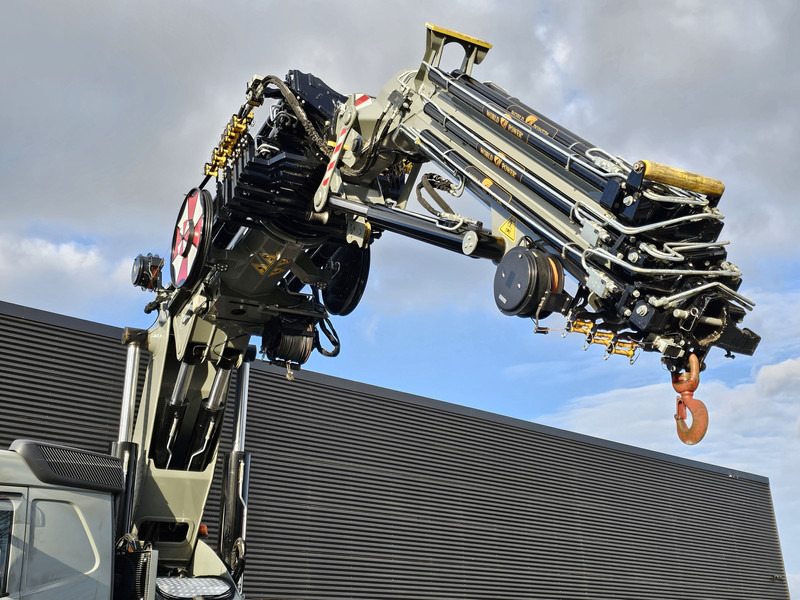 Volvo FH 540 / 10x4 / ERKIN 250.000 / JIB / WINCH KRAN / CRANE - Camion grue: photos 3 Volvo FH 540 / 10x4 / ERKIN 250.000 / JIB / WINCH KRAN / CRANE - Camion grue: photos 3