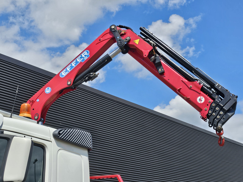 Volvo FM 330 4x2 / EFFER 12.5 t/m CRANE / KRAN - Camion plateau, Camion grue: photos 5 Volvo FM 330 4x2 / EFFER 12.5 t/m CRANE / KRAN - Camion plateau, Camion grue: photos 5