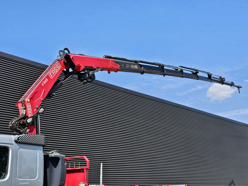 Volvo FM 460 8x4-4 / FASSI 36.5 t/m -8 x EXTENSION + WINCH - Camion plateau, Camion grue: photos 2 Volvo FM 460 8x4-4 / FASSI 36.5 t/m -8 x EXTENSION + WINCH - Camion plateau, Camion grue: photos 2