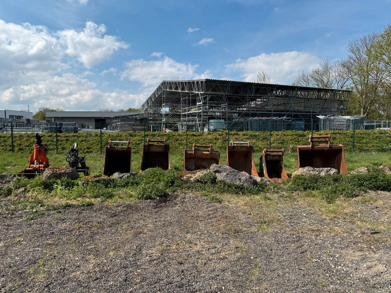 Baggerschaufeln & Greiffer LKW ab 1500 € netto - Pelle sur pneus: photos 2 Baggerschaufeln & Greiffer LKW ab 1500 € netto - Pelle sur pneus: photos 2