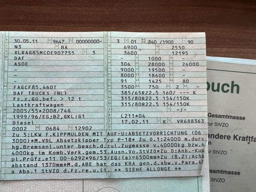 DAF CF 85.460 6X2 VDL Absetzer Top Zustand Retarder DAF CF 85.460 6X2 VDL Absetzer Top Zustand Retarder - Camion multibenne: photos 3 DAF CF 85.460 6X2 VDL Absetzer Top Zustand Retarder DAF CF 85.460 6X2 VDL Absetzer Top Zustand Retarder - Camion multibenne: photos 3