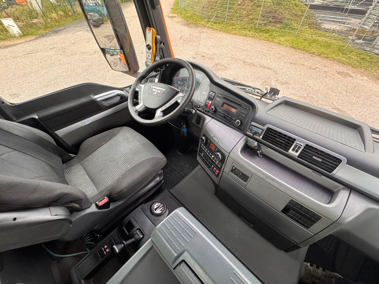 Camion ampliroll MAN 26.40 6X2 Meiller RK 20.70 mit Funk: photos 9 Camion ampliroll MAN 26.40 6X2 Meiller RK 20.70 mit Funk: photos 9