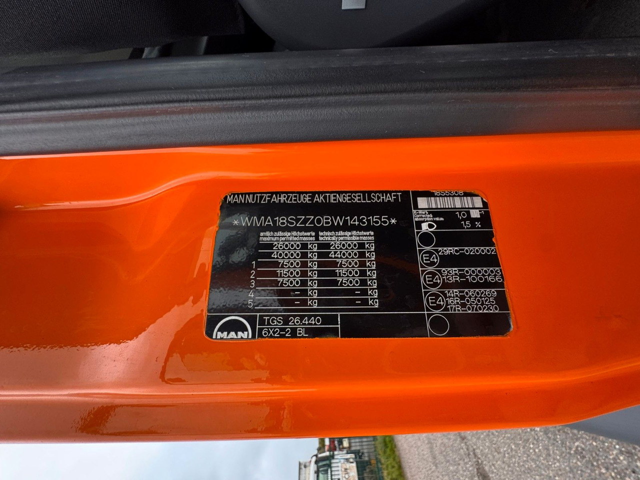 MAN 26.440 6X2 Meiller RK 20.70 mit Funk - Camion ampliroll: photos 3 MAN 26.440 6X2 Meiller RK 20.70 mit Funk - Camion ampliroll: photos 3