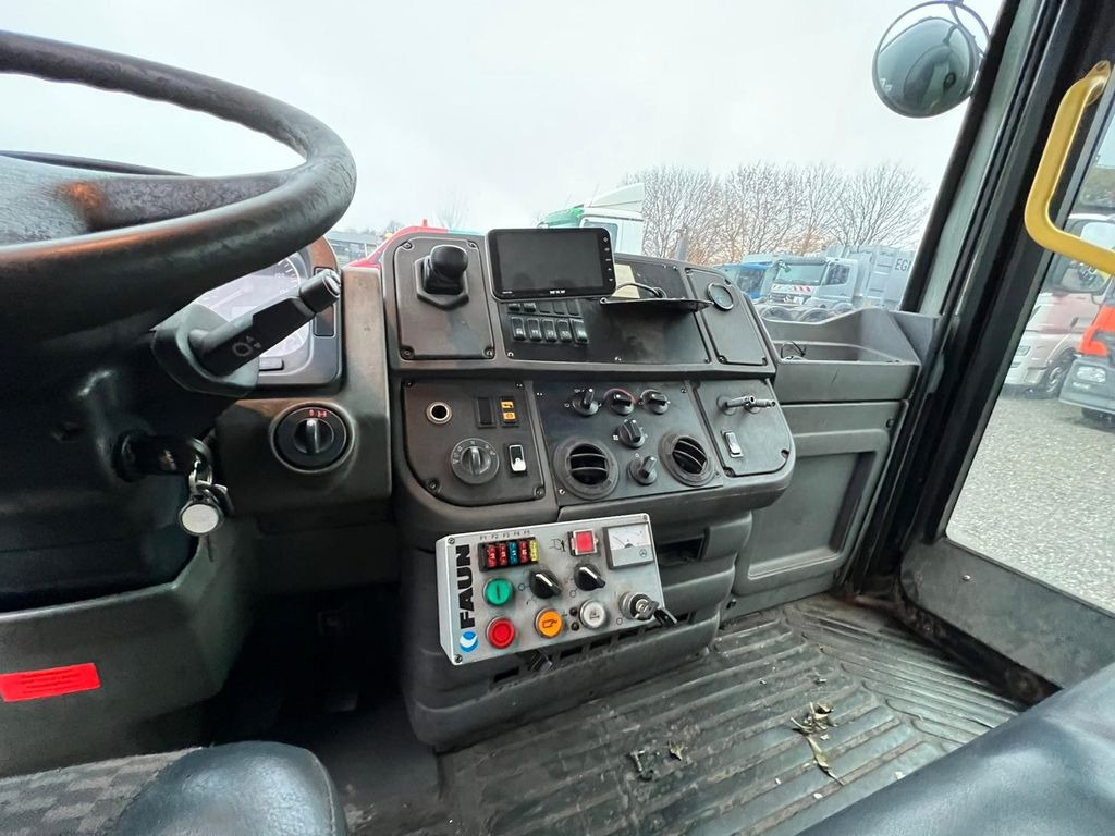 MAN 28.350 6X2 als Fahrgestell mit oder ohne Aufbau MAN 28.350 6X2 als Fahrgestell mit oder ohne Aufbau - Châssis cabine: photos 5 MAN 28.350 6X2 als Fahrgestell mit oder ohne Aufbau MAN 28.350 6X2 als Fahrgestell mit oder ohne Aufbau - Châssis cabine: photos 5