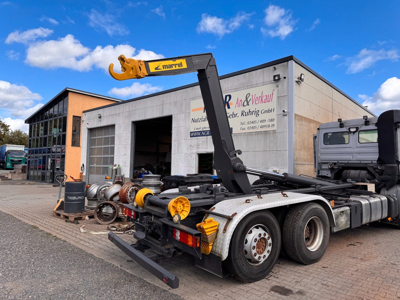 Marell Abrollkipperaufbau 3 Achser - Camion ampliroll: photos 5 Marell Abrollkipperaufbau 3 Achser - Camion ampliroll: photos 5