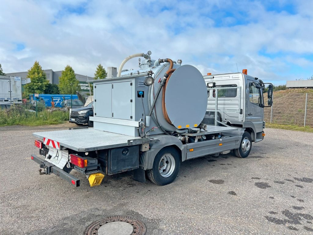 Mercedes-Benz 818 4X2 ROM Toilettenwagen guter Zustand - Camion hydrocureur: photos 1 Mercedes-Benz 818 4X2 ROM Toilettenwagen guter Zustand - Camion hydrocureur: photos 1