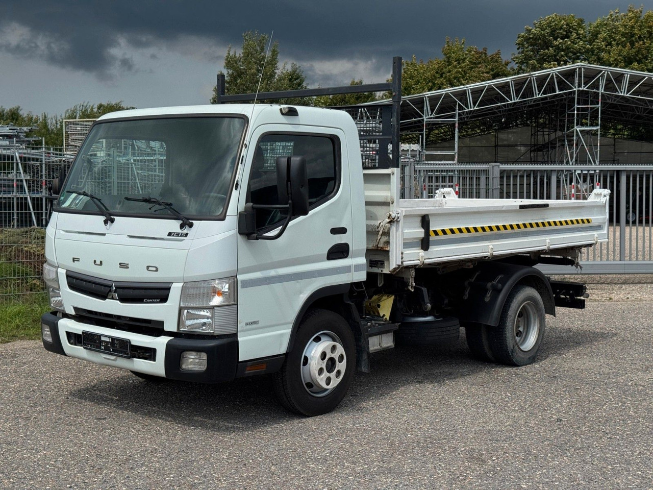 Mitsubishi 7C15 Fuso Canter 4x2 mit Meiller 3S. Kipper - Véhicule utilitaire benne: photos 4 Mitsubishi 7C15 Fuso Canter 4x2 mit Meiller 3S. Kipper - Véhicule utilitaire benne: photos 4