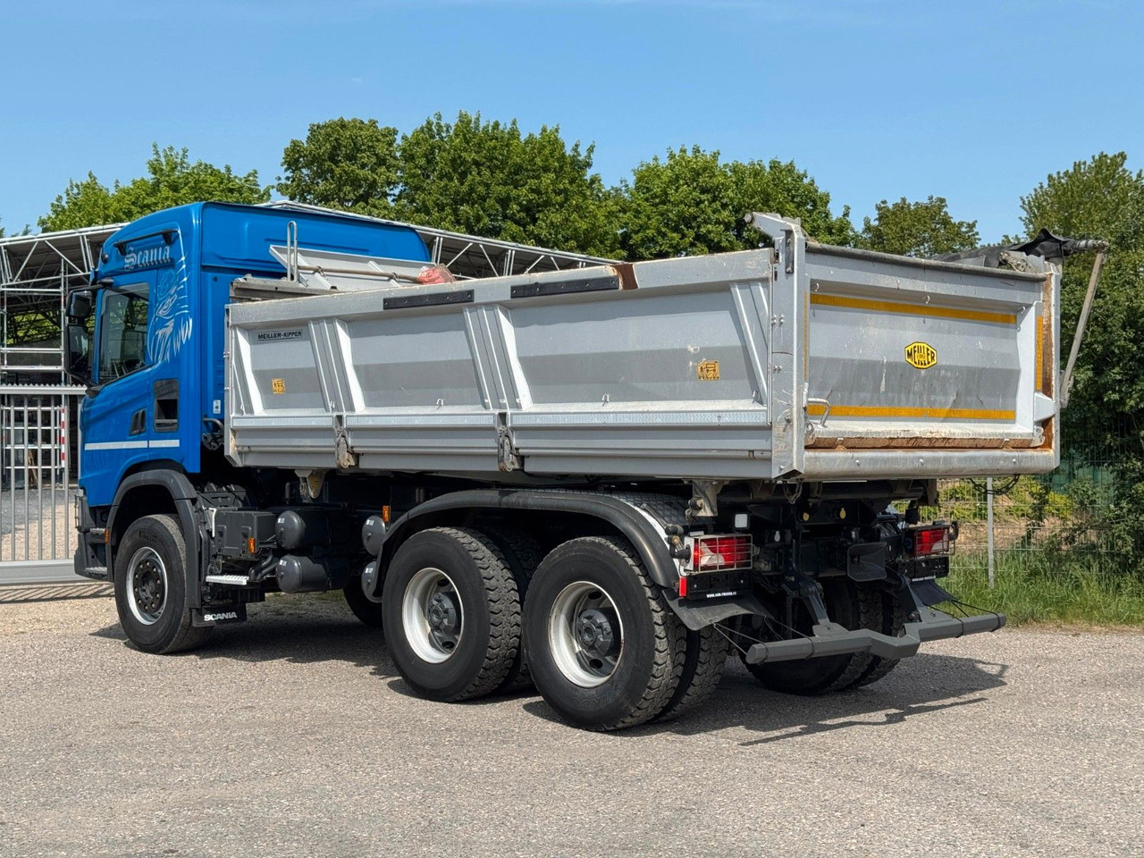 Scania G450 Meiller 3S. Kipper mit Bordmatik Top Zust. - Camion benne: photos 2 Scania G450 Meiller 3S. Kipper mit Bordmatik Top Zust. - Camion benne: photos 2