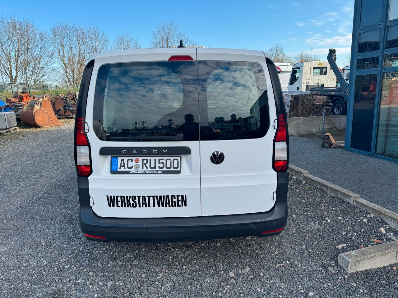 Voiture neuf Volkswagen Caddy Cargo Basis 2,0 TDI Klima Radio touch: photos 6