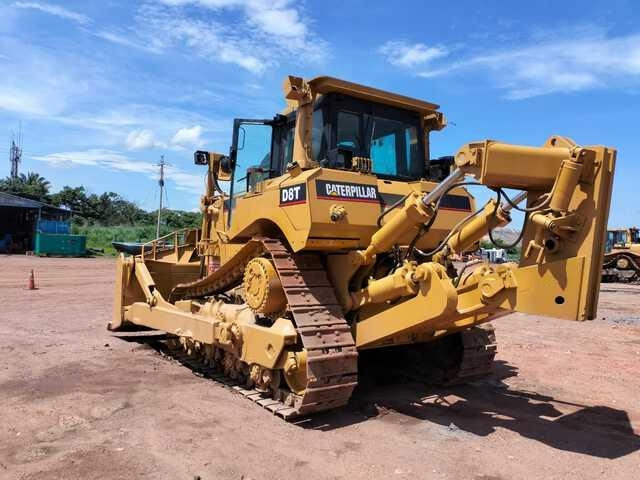 CAT D8T - Bulldozer: photos 4 CAT D8T - Bulldozer: photos 4