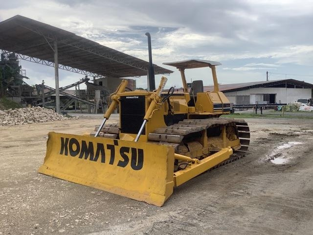 Komatsu D60P-11 - Bulldozer: photos 1 Komatsu D60P-11 - Bulldozer: photos 1