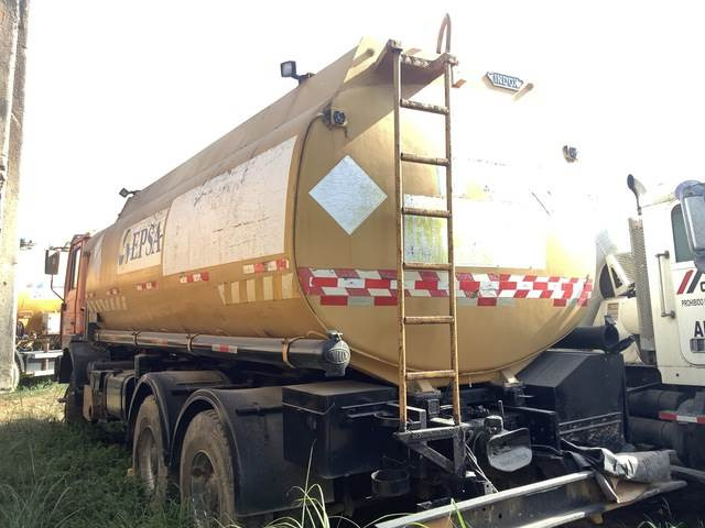MAN 33.414-V20 - Camion citerne: photos 2 MAN 33.414-V20 - Camion citerne: photos 2