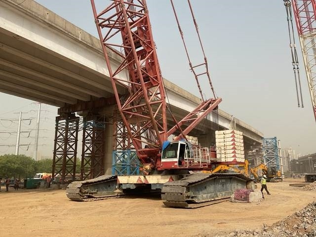 Terex Demag CC2800 - Grue sur chenilles: photos 1 Terex Demag CC2800 - Grue sur chenilles: photos 1