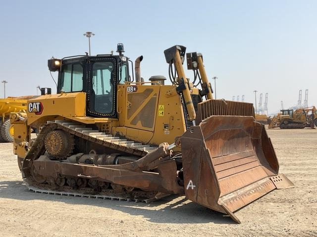 CAT D8R - Bulldozer: photos 4 CAT D8R - Bulldozer: photos 4