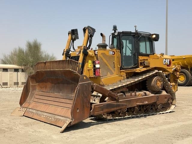 CAT D8R - Bulldozer: photos 1 CAT D8R - Bulldozer: photos 1
