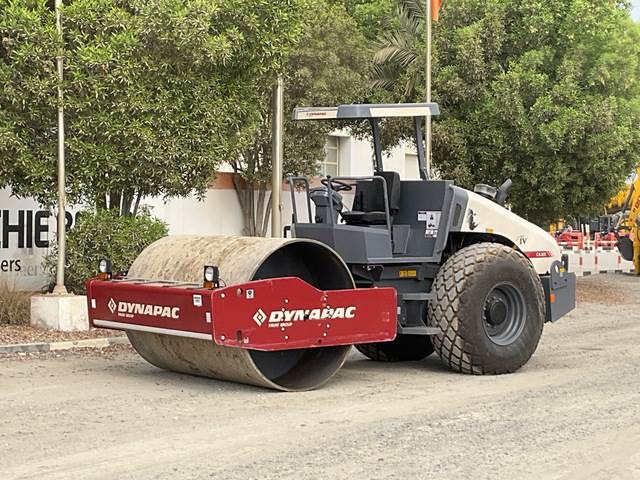 Dynapac CA305 - Compacteur à pieds de mouton/ Monocylindre: photos 1 Dynapac CA305 - Compacteur à pieds de mouton/ Monocylindre: photos 1