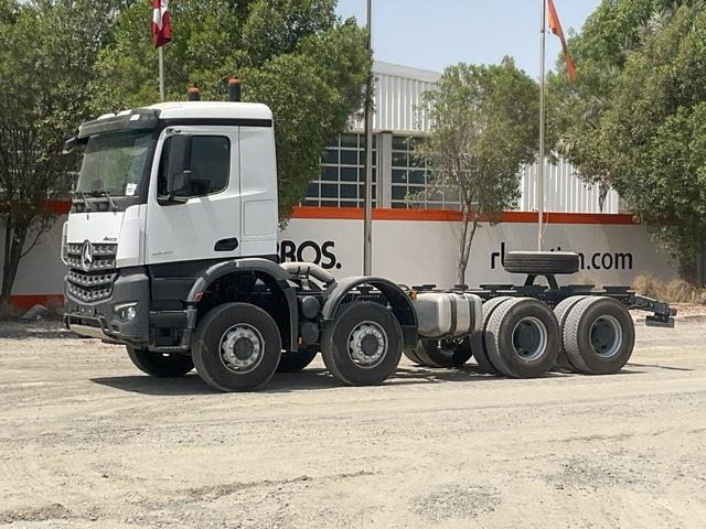 Mercedes-Benz Arocs 4240 - Châssis cabine: photos 1 Mercedes-Benz Arocs 4240 - Châssis cabine: photos 1