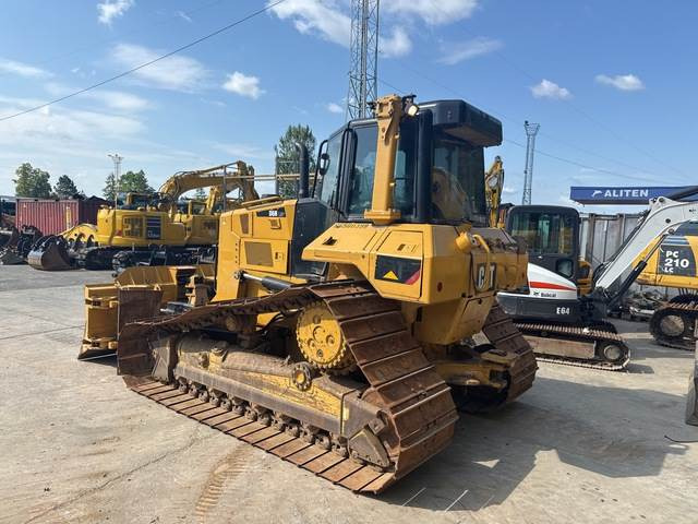 CAT D6N LGP - Bulldozer: photos 2 CAT D6N LGP - Bulldozer: photos 2