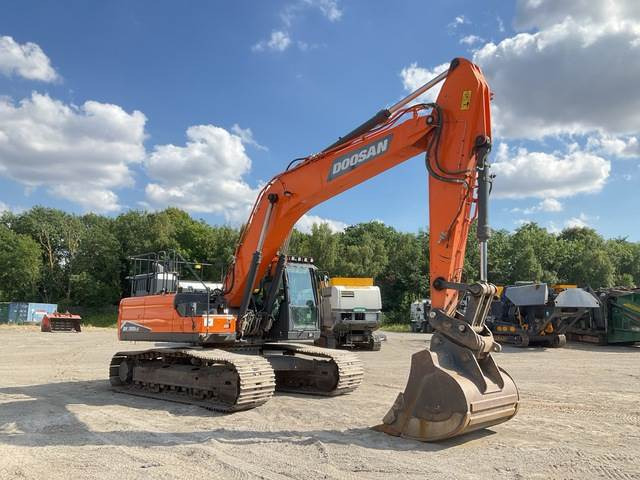 Doosan DX300LC-7 - Pelle sur chenille: photos 4 Doosan DX300LC-7 - Pelle sur chenille: photos 4