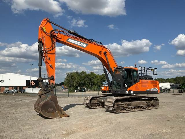 Doosan DX300LC-7 - Pelle sur chenille: photos 1 Doosan DX300LC-7 - Pelle sur chenille: photos 1