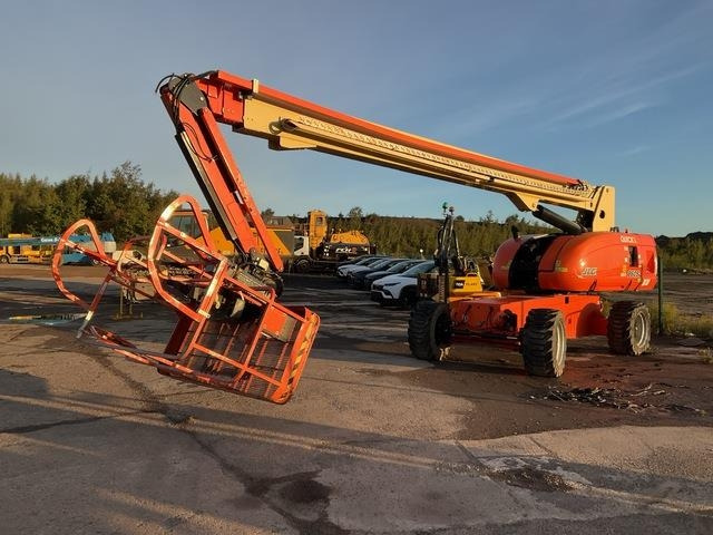 JLG 860SJ - Nacelle télescopique: photos 2 JLG 860SJ - Nacelle télescopique: photos 2
