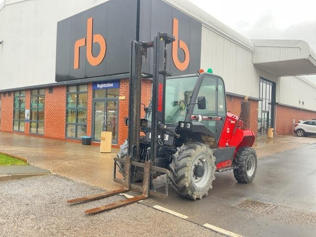 Manitou M30-4 - Chariot tout terrain: photos 1 Manitou M30-4 - Chariot tout terrain: photos 1