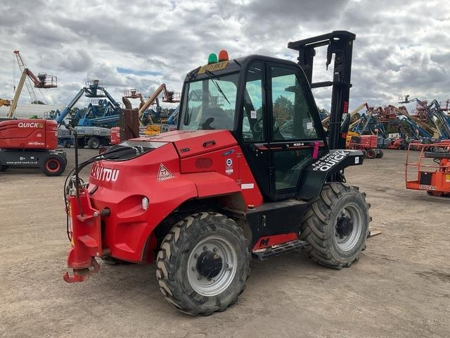 Manitou M30-4 - Chariot tout terrain: photos 3 Manitou M30-4 - Chariot tout terrain: photos 3