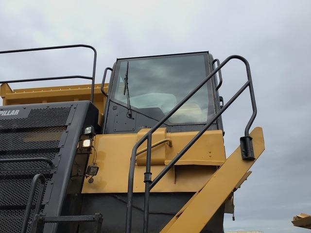 Crédit-bail  CAT 777F CAT 777F: photos 10