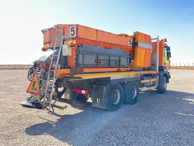 Renault Kerax 430DXI - Engin de déneigement: photos 3 Renault Kerax 430DXI - Engin de déneigement: photos 3