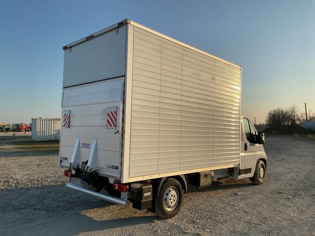Fiat Ducato - Fourgon utilitaire: photos 3 Fiat Ducato - Fourgon utilitaire: photos 3