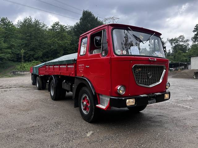 Lancia Esadelta C402 020 - Camion plateau: photos 4 Lancia Esadelta C402 020 - Camion plateau: photos 4