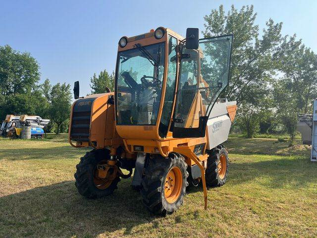 Pellenc MAV 3125 - Machine à vendanger: photos 1 Pellenc MAV 3125 - Machine à vendanger: photos 1