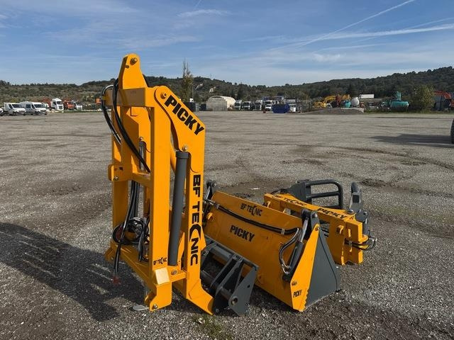 BF Technic Picky - Accessoire pour Engins de chantier: photos 3 BF Technic Picky - Accessoire pour Engins de chantier: photos 3