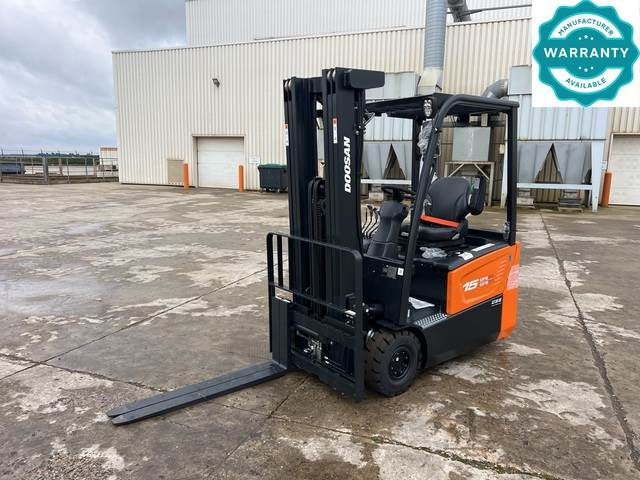 Doosan B15T-7 PLUS - Chariot élévateur électrique: photos 1 Doosan B15T-7 PLUS - Chariot élévateur électrique: photos 1