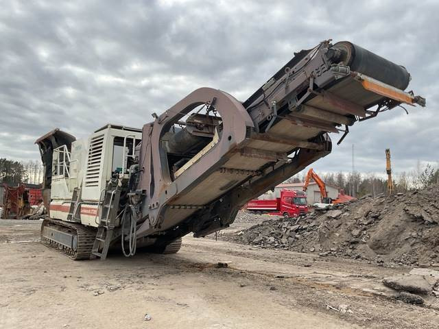 Metso Lokotrack LT3054 - Concasseur: photos 4 Metso Lokotrack LT3054 - Concasseur: photos 4