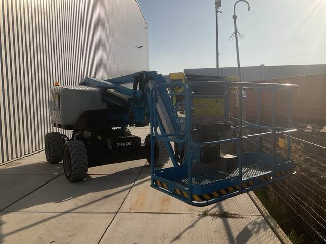 Genie Z45 FE/DC - Nacelle articulée: photos 3 Genie Z45 FE/DC - Nacelle articulée: photos 3