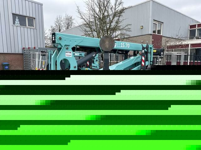 Hinowa Lightlift 15.70LI - Nacelle articulée: photos 1 Hinowa Lightlift 15.70LI - Nacelle articulée: photos 1