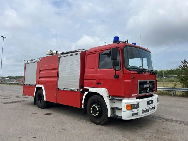 MAN M38 591 - Camion de pompier: photos 4 MAN M38 591 - Camion de pompier: photos 4