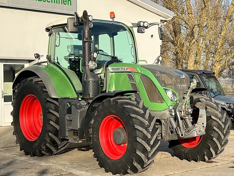 Fendt 714 Vario ProfiPlus - Tracteur agricole: photos 4 Fendt 714 Vario ProfiPlus - Tracteur agricole: photos 4