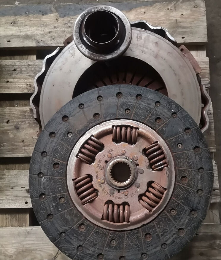 MAN - Embrayage et pièces pour Camion: photos 1 MAN - Embrayage et pièces pour Camion: photos 1