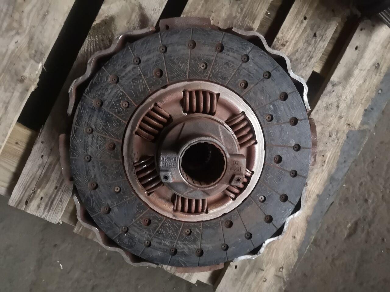 MAN - Embrayage et pièces pour Camion: photos 2 MAN - Embrayage et pièces pour Camion: photos 2