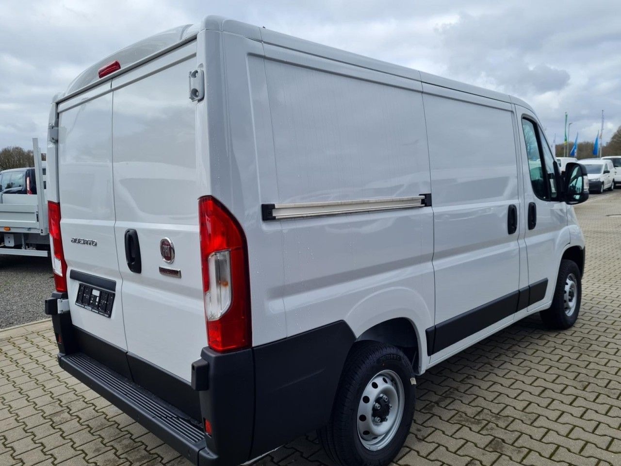 Fiat Ducato 30 Kasten L1H1 KLIMA PDC TEMPOMAT - Fourgonnette: photos 4 Fiat Ducato 30 Kasten L1H1 KLIMA PDC TEMPOMAT - Fourgonnette: photos 4