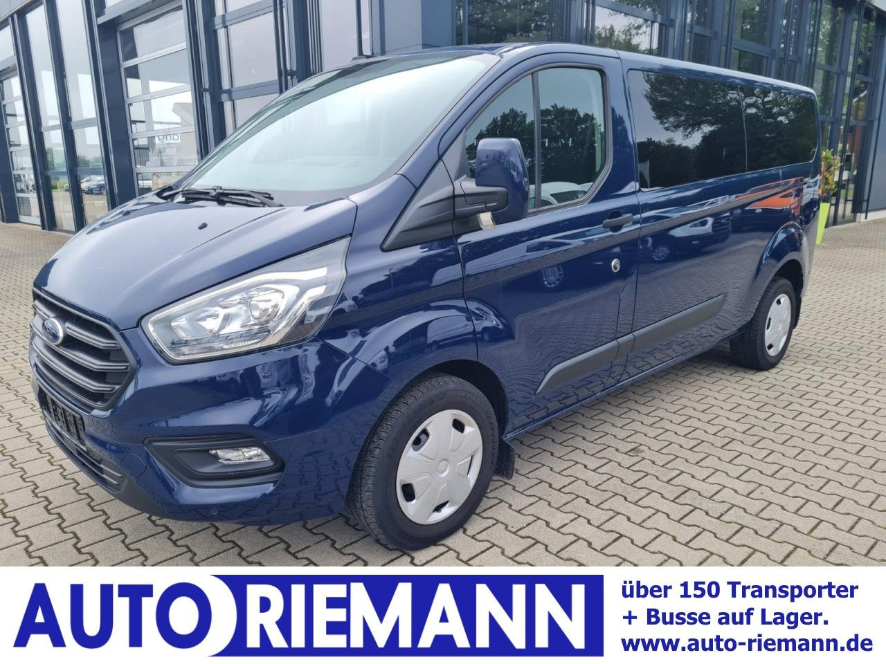 Ford Custom Kombi 320 L2 Trend 9 Sitze KLIMA 4 Stck - Transport de personnes: photos 1 Ford Custom Kombi 320 L2 Trend 9 Sitze KLIMA 4 Stck - Transport de personnes: photos 1