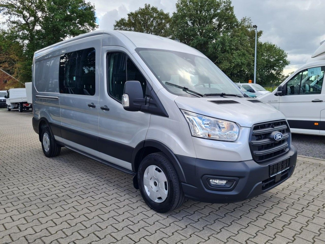 Ford Transit 3,5t Kasten Doka TDCi L3 Trend AHK PDC K - Fourgon utilitaire, Utilitaire double cabine: photos 3 Ford Transit 3,5t Kasten Doka TDCi L3 Trend AHK PDC K - Fourgon utilitaire, Utilitaire double cabine: photos 3