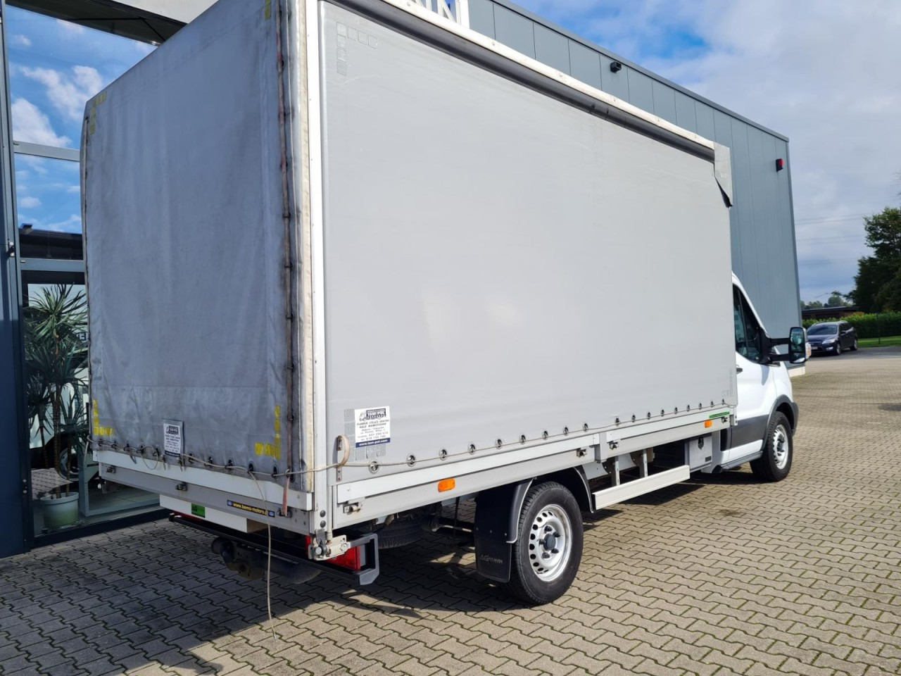 Ford Transit 35 Pritsche Schiebe Plane TDCi L3 KLIMA - Véhicule utilitaire plateau baché: photos 5 Ford Transit 35 Pritsche Schiebe Plane TDCi L3 KLIMA - Véhicule utilitaire plateau baché: photos 5