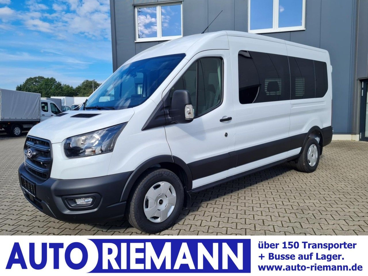 Ford Transit 350 Kombi TDCi L3 Trend 9 Sitzer AUTOMAT - Transport de personnes: photos 1 Ford Transit 350 Kombi TDCi L3 Trend 9 Sitzer AUTOMAT - Transport de personnes: photos 1