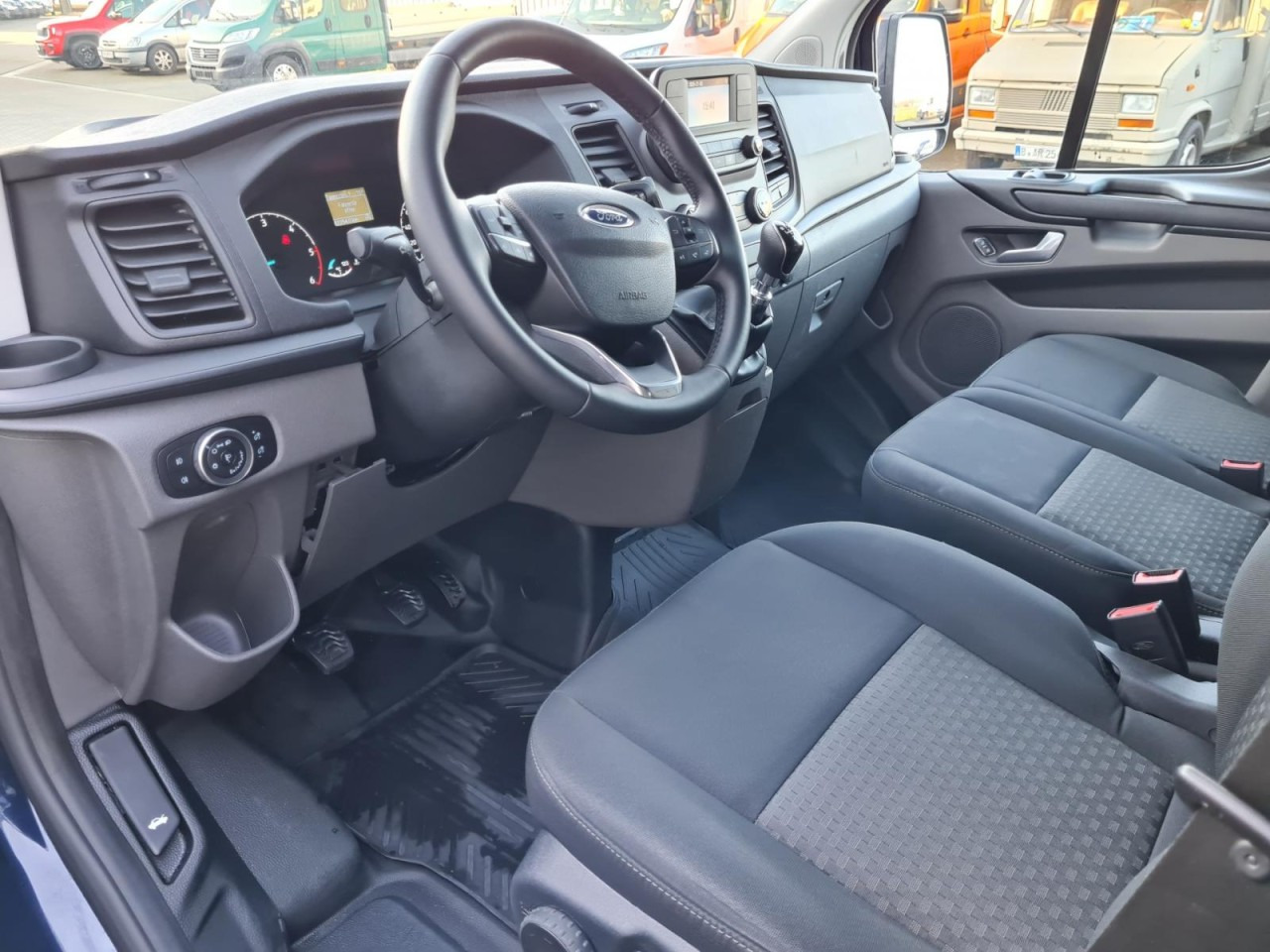 Minibus, Transport de personnes Ford Transit Custom Kombi 320 L2 Trend 9 Sitze PDC: photos 8